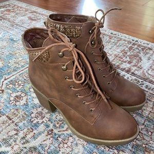 Brand New JustFab Fall Brown Booties Women’s 8